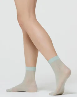 CALZINO VELATO CAROL CON MOTIVO RIGHE VERTICALI