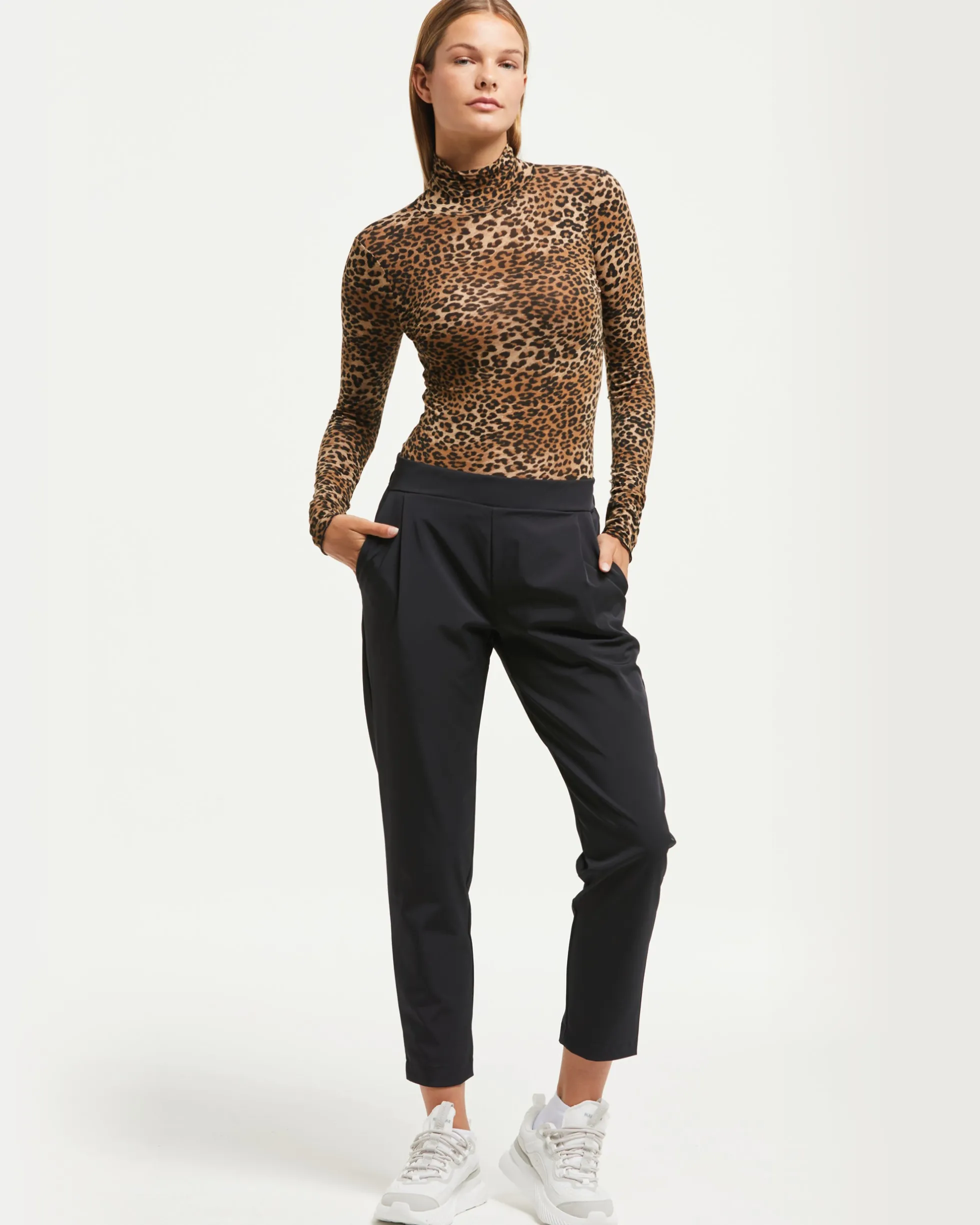 Maglia collo alto in modal cashmere stampa animalier