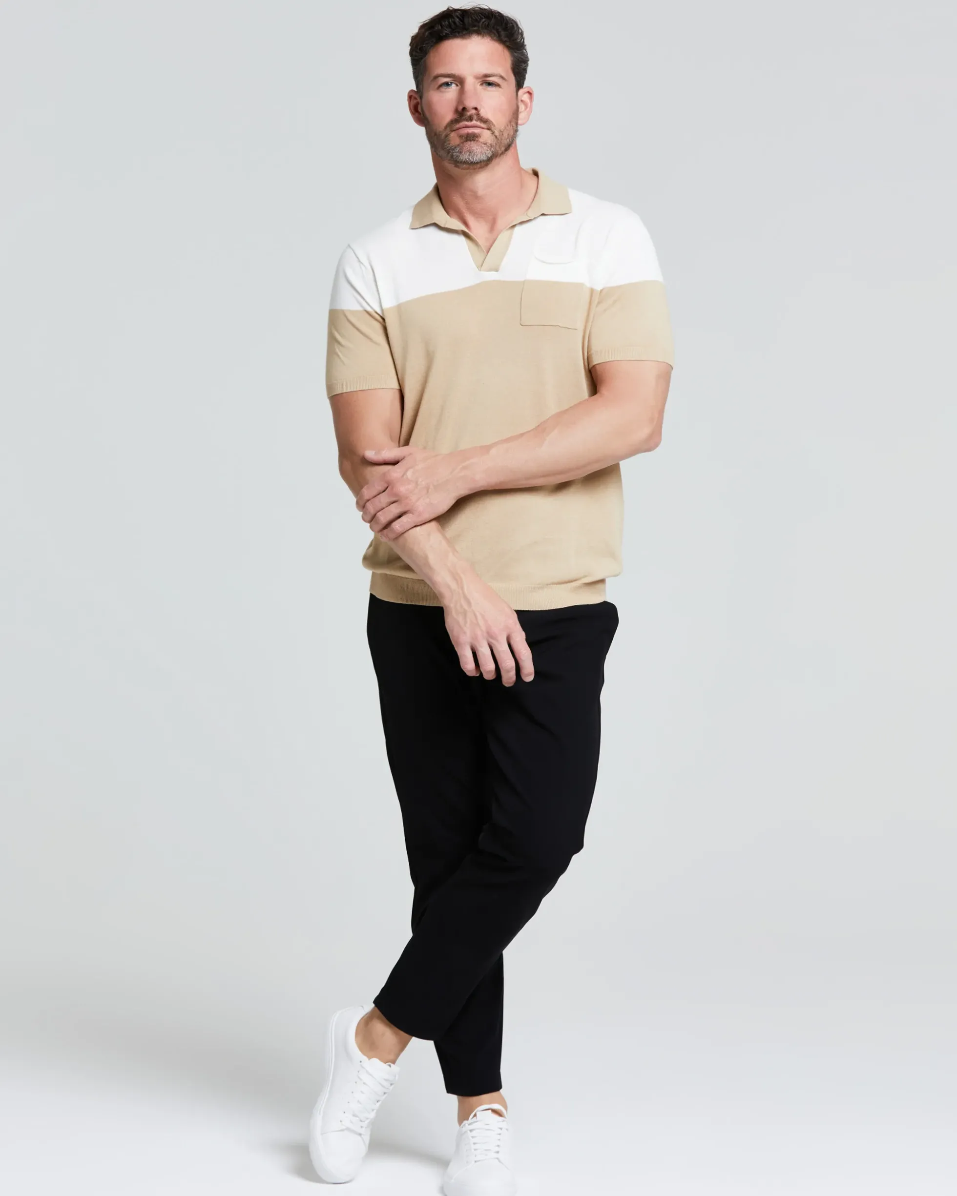 MAGLIA MIRKO SCOLLO A V MANICA CORTA