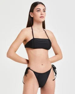 Pompea x Silvian Heach slip bows
